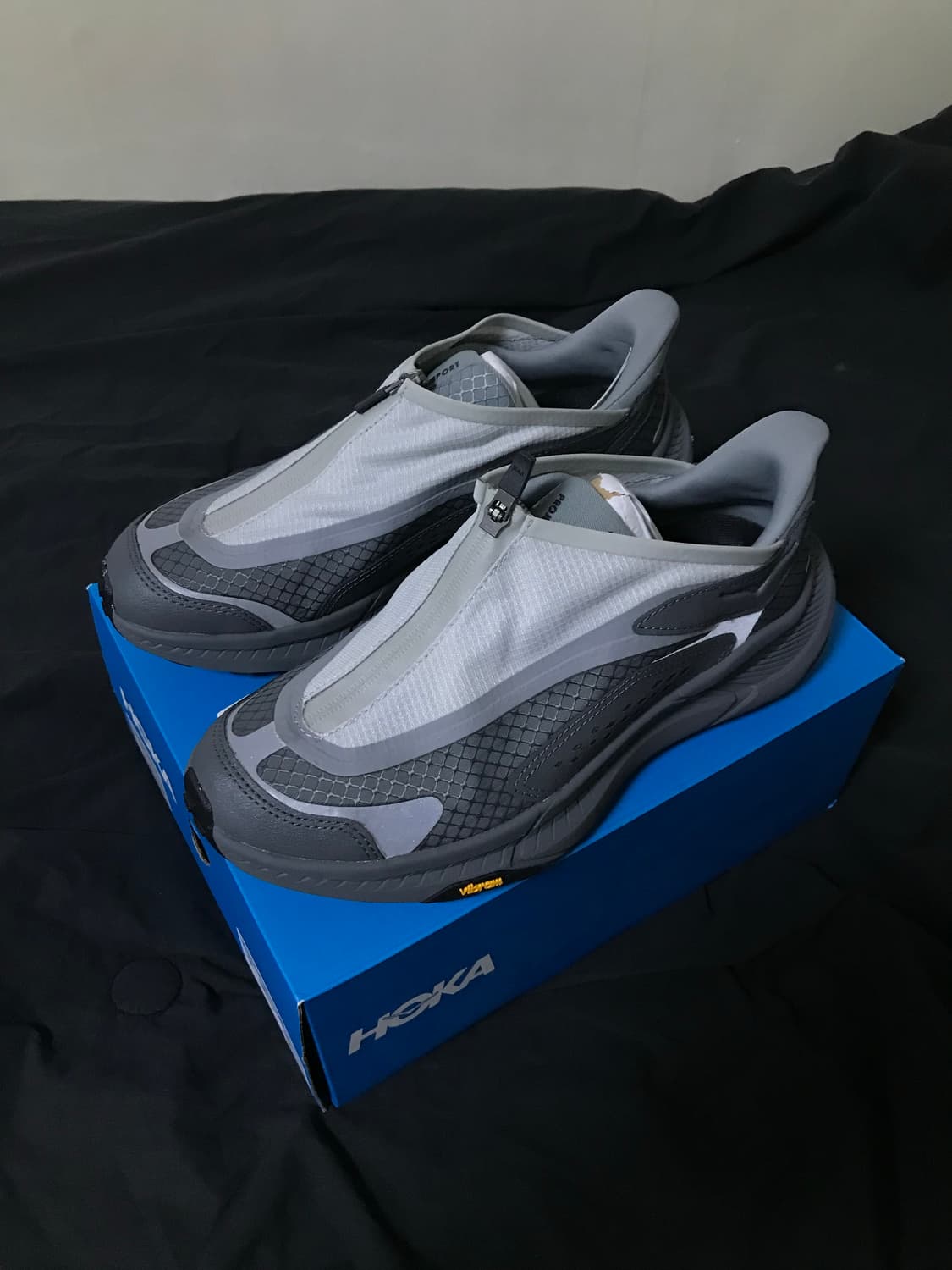 호카 프로젝트 트랜스포트 스타더스트 새틀라이트 그레이 상품이미지1