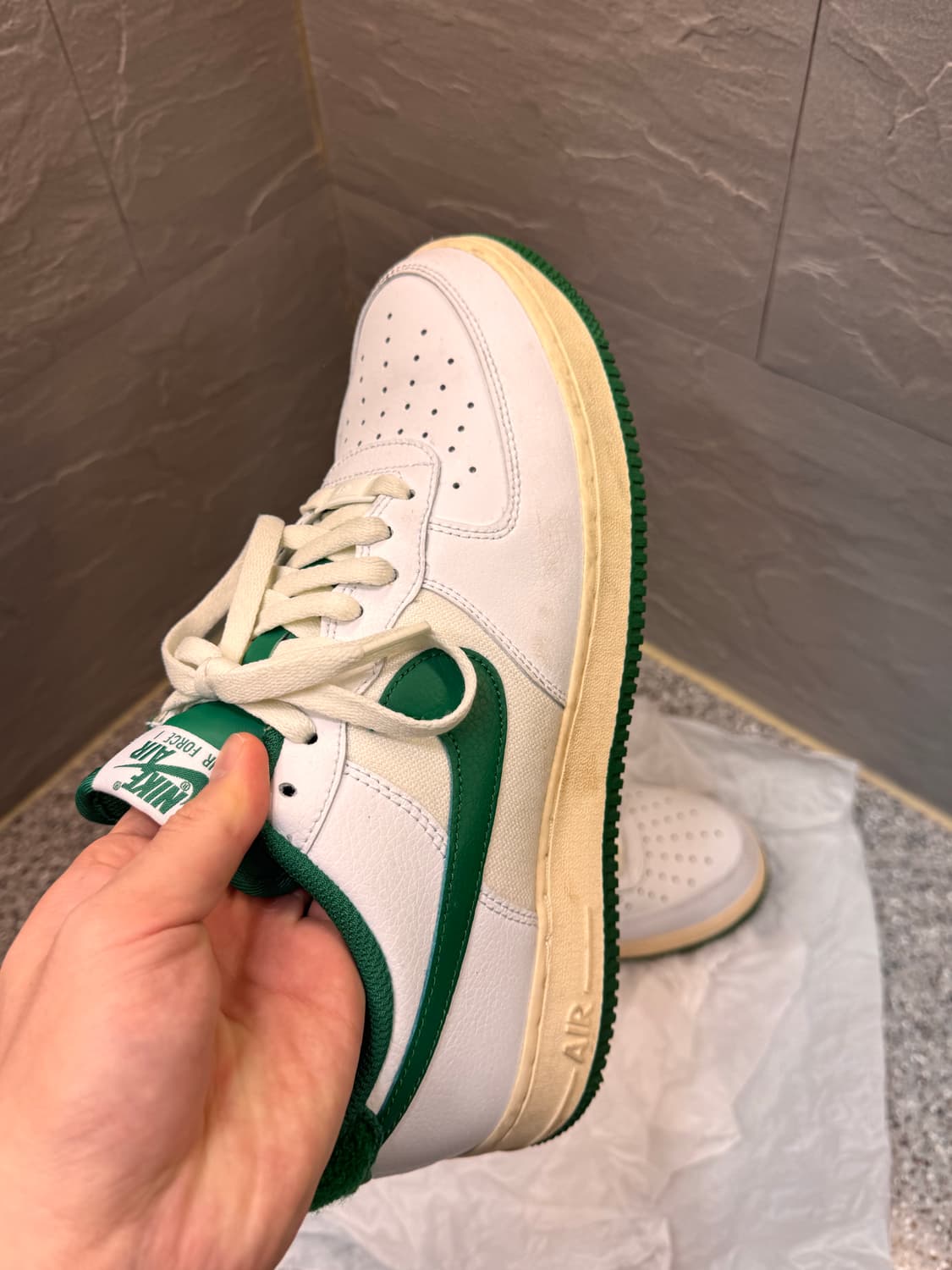 나이키 에어포스 1 로우  LV8 바시티 화이트 파인 그린 상품이미지2