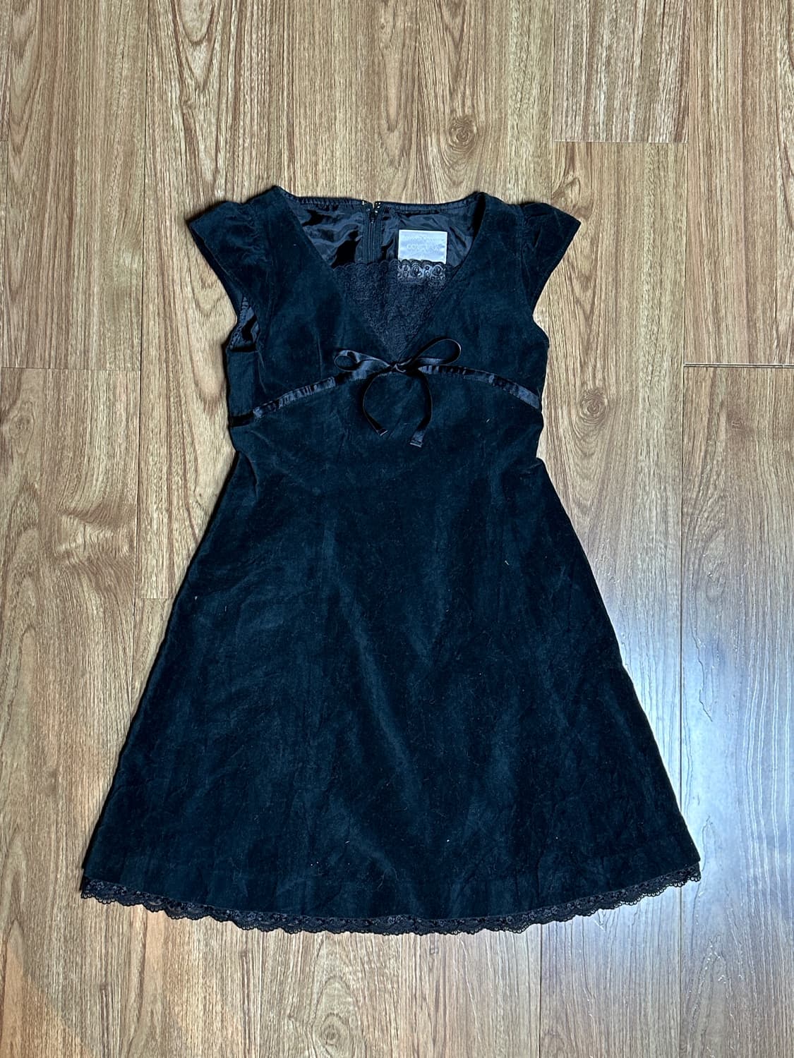 빈티지 블랙 리본 벨벳 원피스 히메갸루 로걀 라떼 발레코어 달천깔 긱시크 상품이미지1