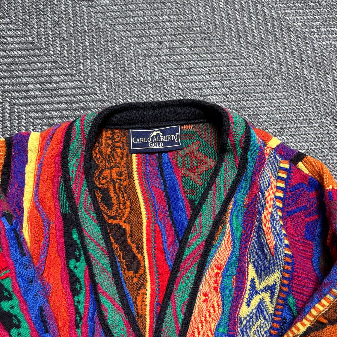칼로알베르토 멀티컬러 패턴 니트 가디건(M) 상품이미지3