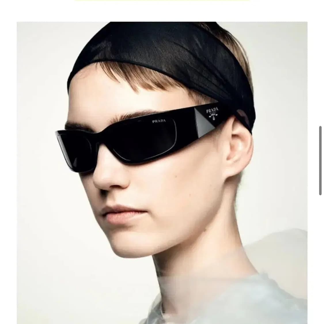 칸예 프라다 심볼 선글라스  상품이미지3