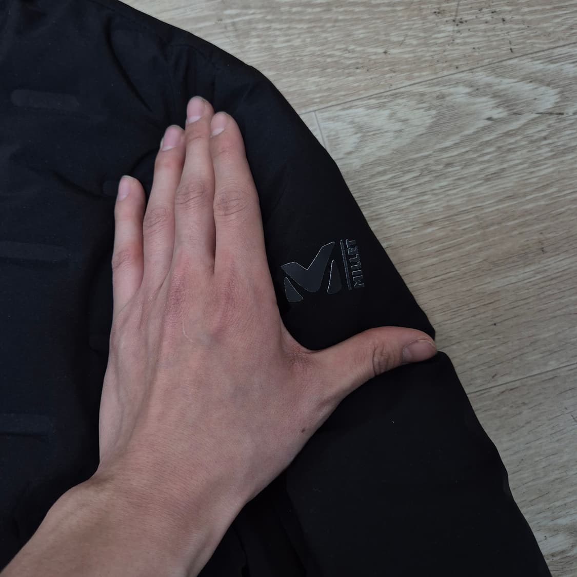 밀레 스탠다드 로고 라이트 경량패딩 점퍼 M(95) 상품이미지4