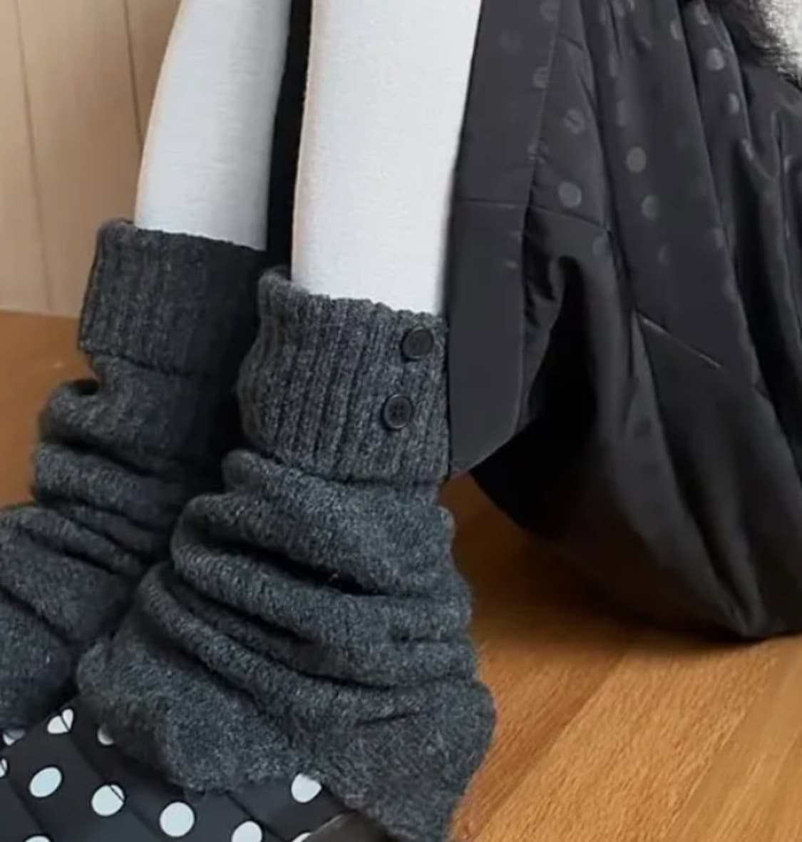 미세키서울 레그 워머 차콜  상품이미지1