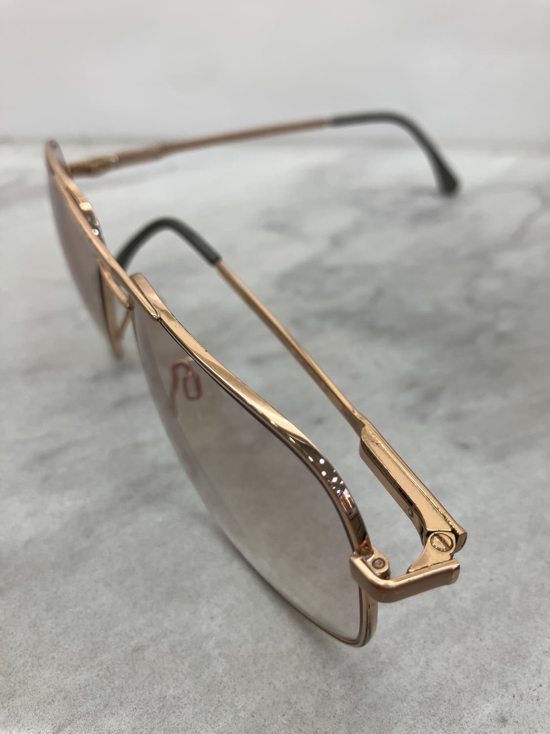 로덴스톡 RODENSTOCK 골드메탈 투 브릿지 선글라스(30g) 상품이미지7