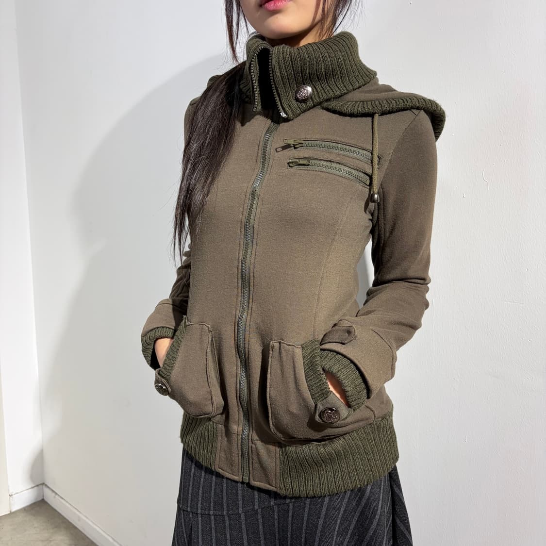 Livin alone  y2k 카키 니트 후드집업 상품이미지2