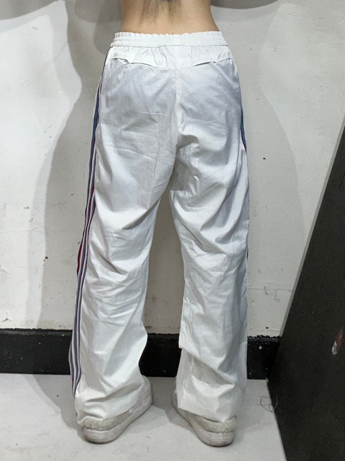 아디다스 와이드 화이트 블루 삼선 트랙 팬츠 추리닝 바지 L 상품이미지3