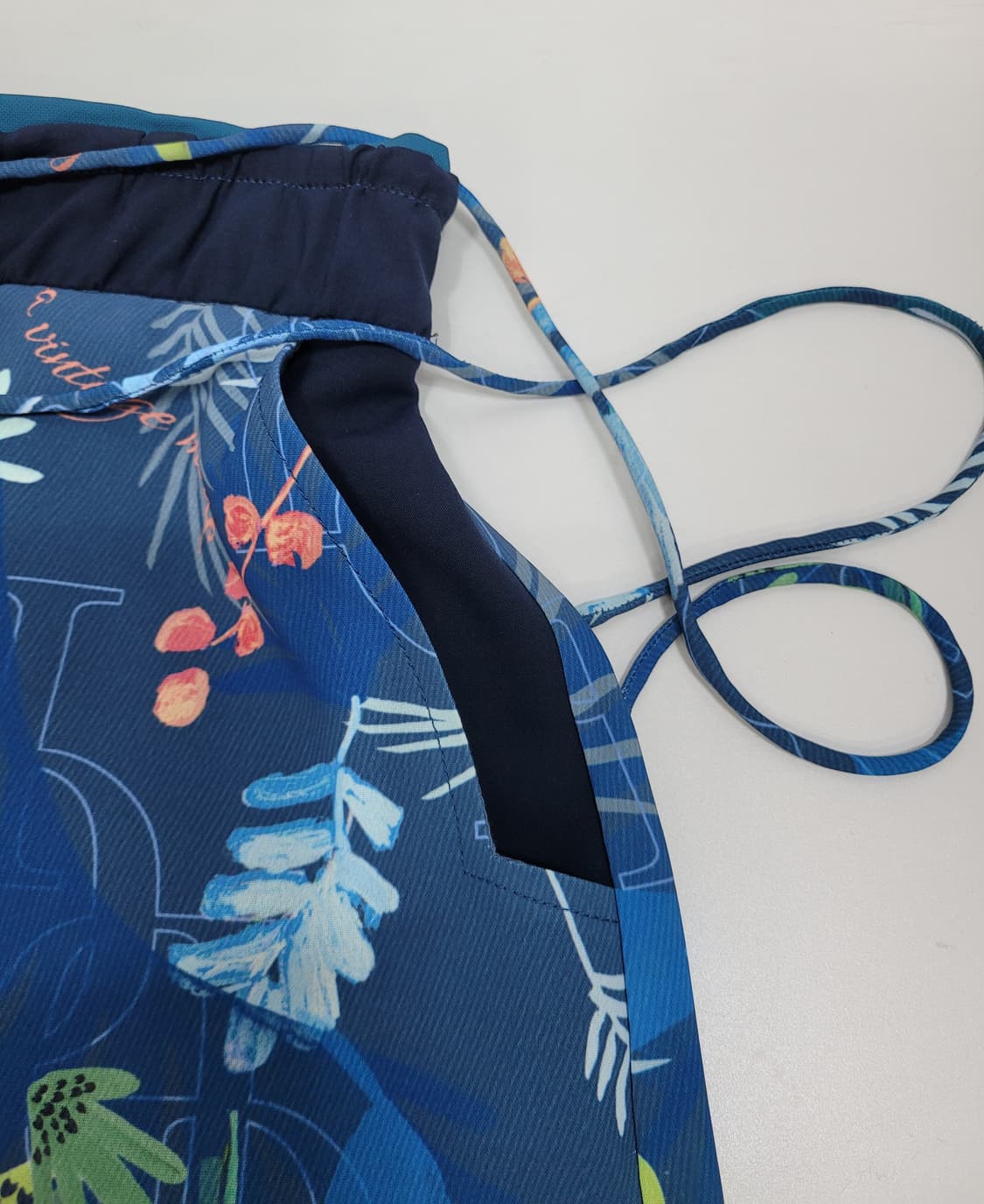 DeWL 21SS 듀엘 플라워 와이드 팬츠 / 여 67-94 (55)
 상품이미지6