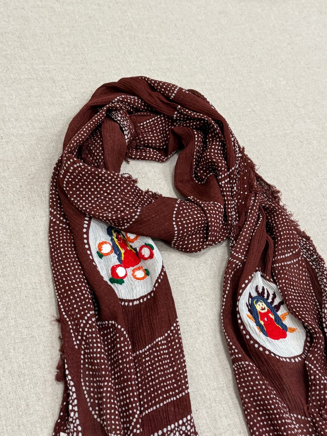 캐피탈 버진 메리 얀 머플러 상품이미지3