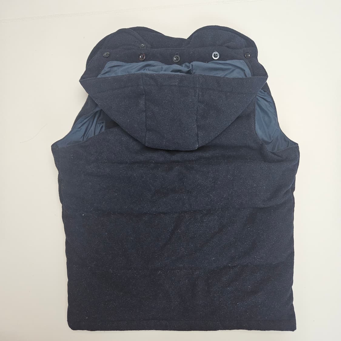 단톤 X 빔스 협업 패딩조끼 / 네이비 / 34사이즈(S) 상품이미지4