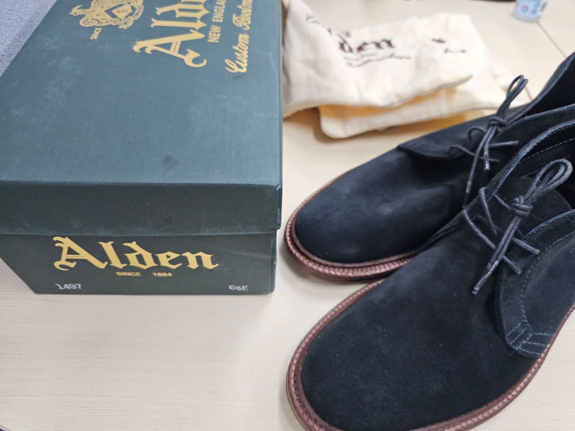 알든 스웨이드 처카 1497 블랙 6.5E 상품이미지8