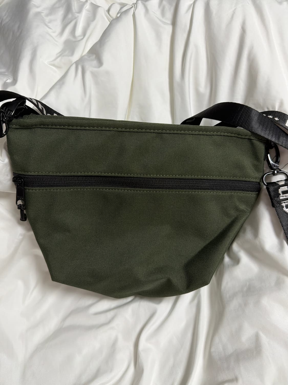 니코앤드 가방 크로스백 카키 상품이미지4