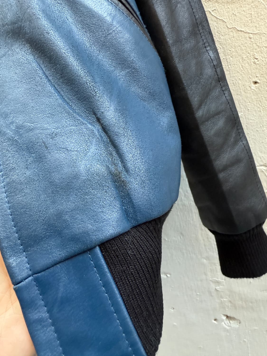 아비렉스 레더점퍼 상품이미지5