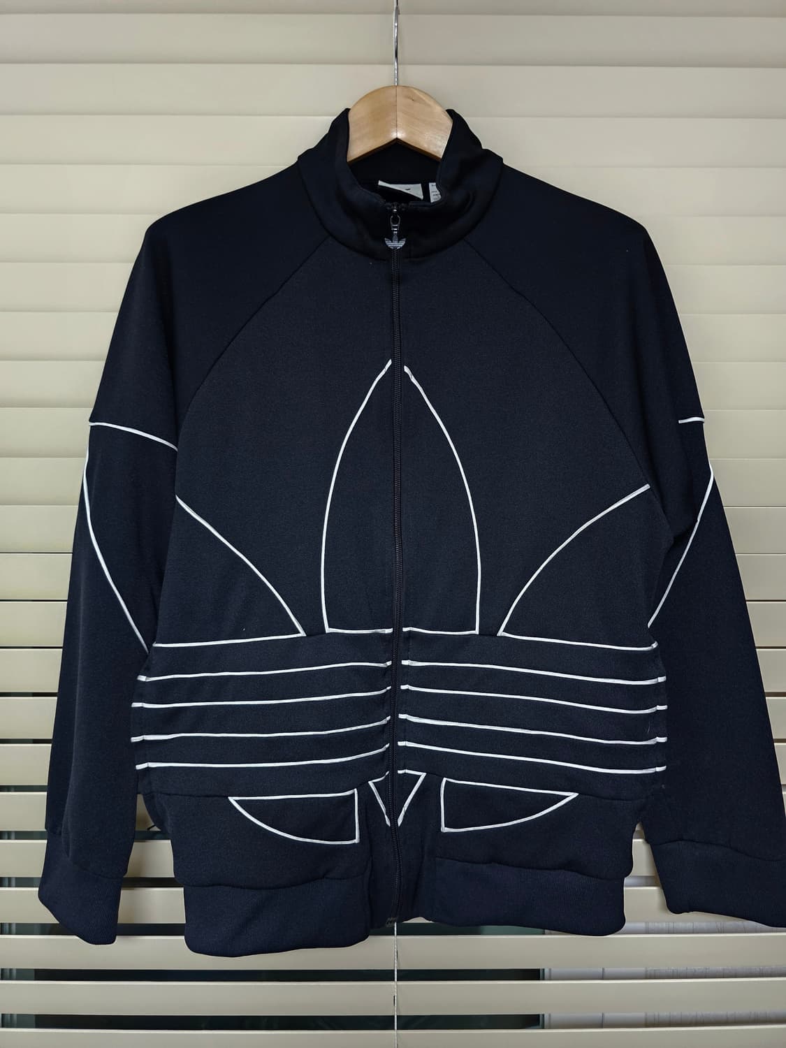 아디다스 빅트레포일 트랙탑 져지 M 상품이미지1