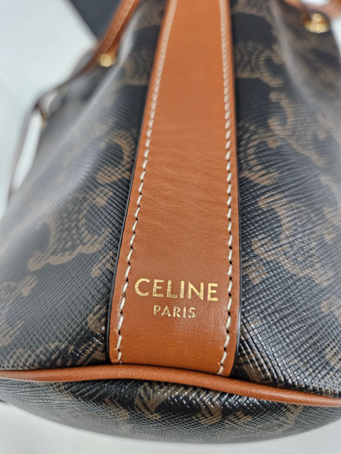 셀린느 트리오페 버킷백 브라운 숄더백(상태좋음) 상품이미지9