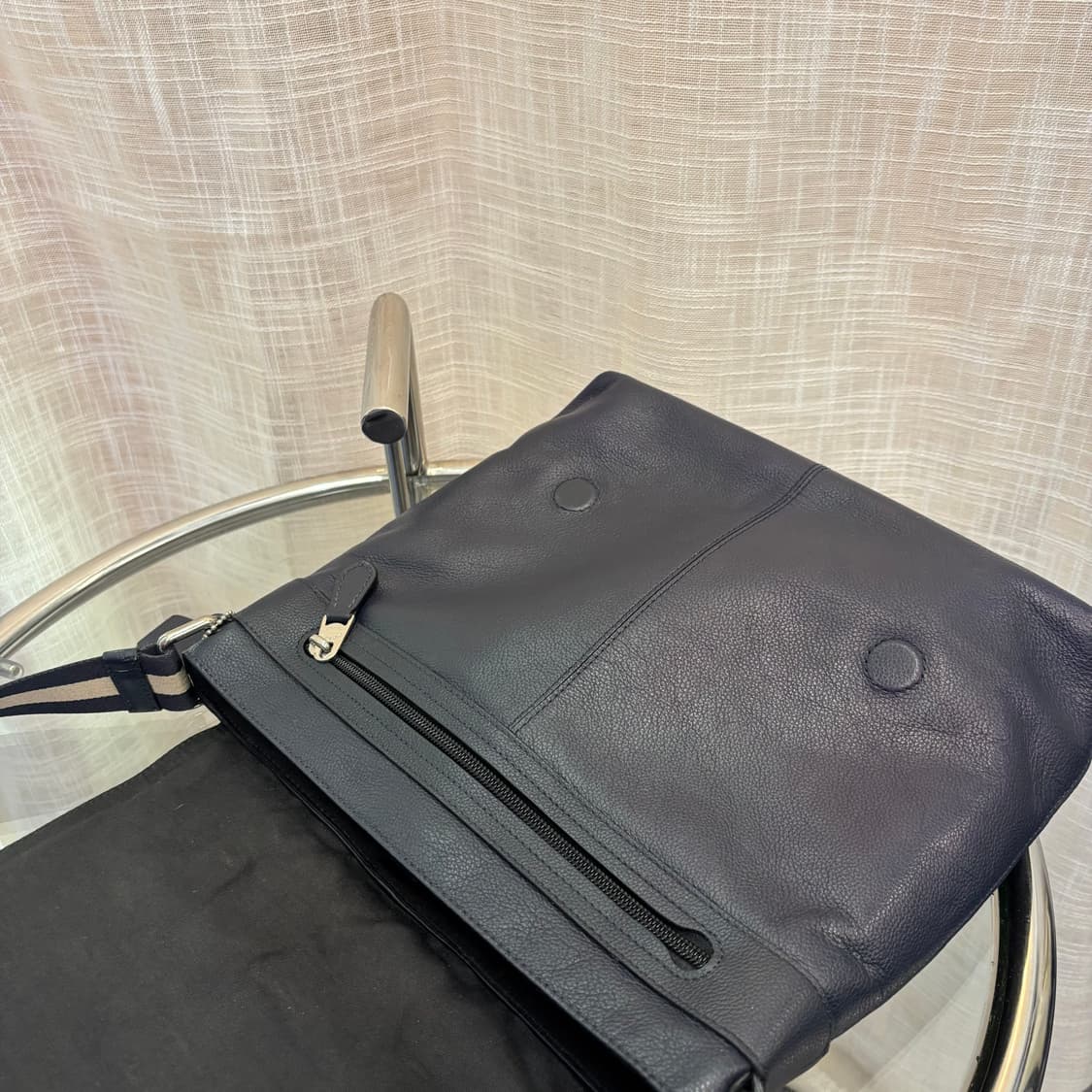 정품 코치 남성 가죽 크로스백     상품이미지8