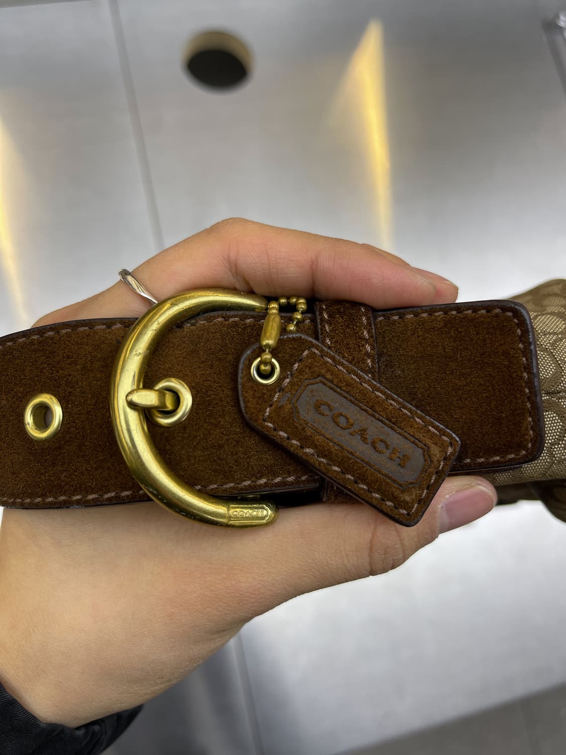 코치 소호 시그니처 숄더백 상품이미지7