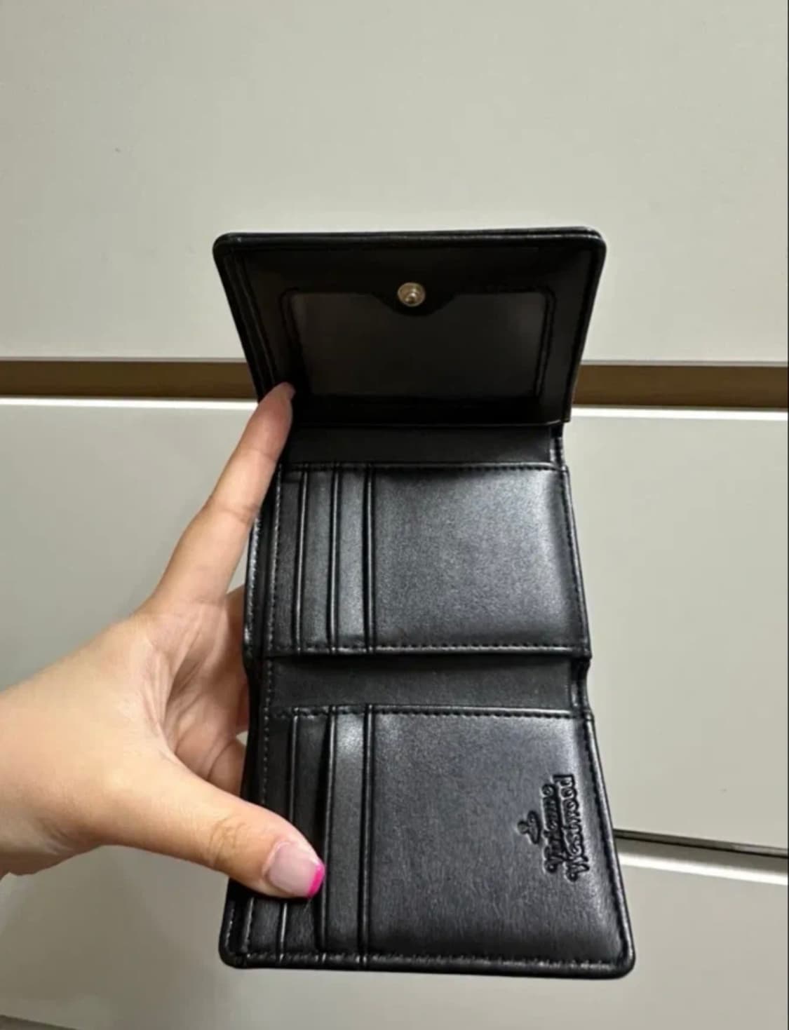 비비안웨스트우드 벨벳 반지갑 블랙 ORB 로고 상품이미지3