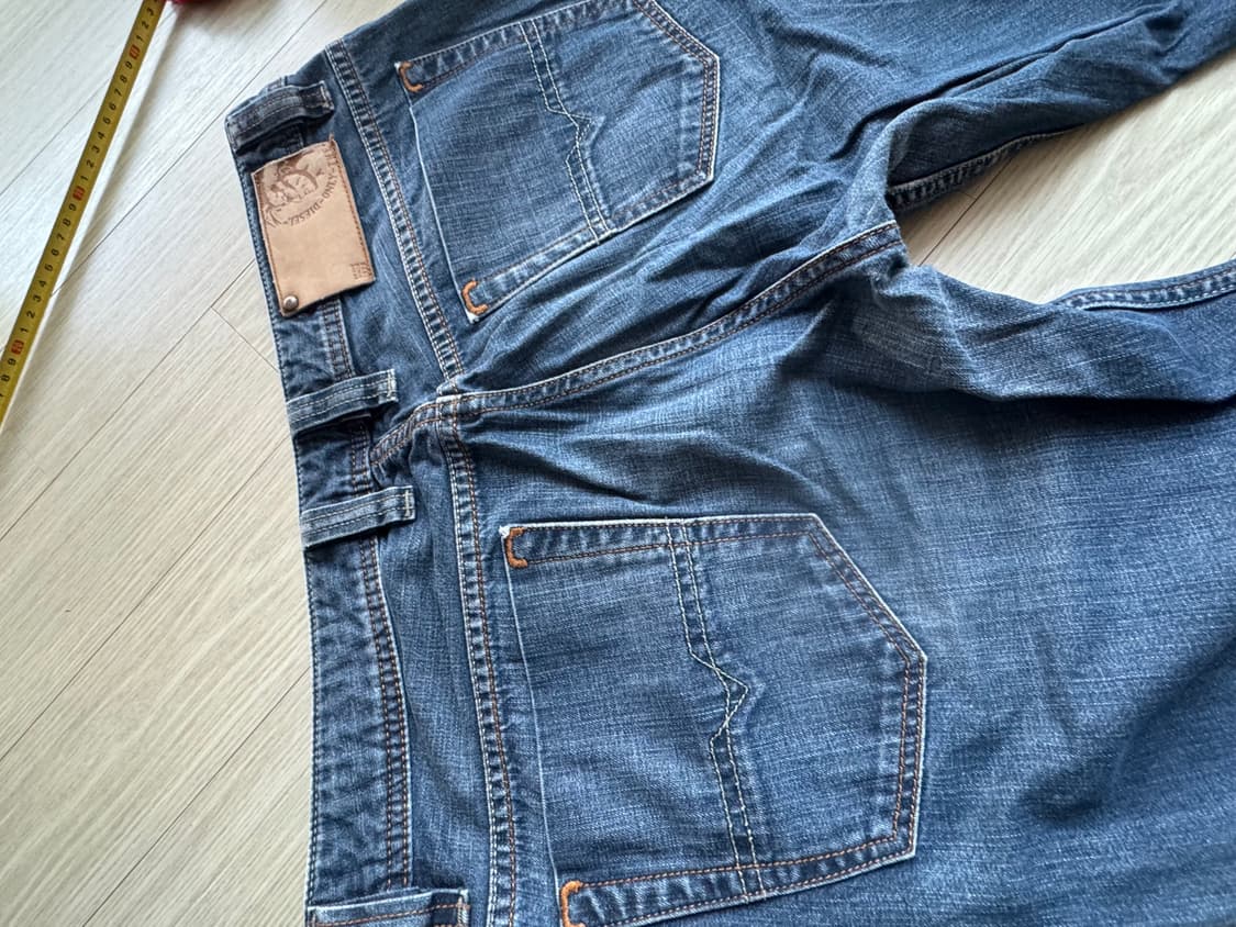 디젤 w32 L32 세미와이드 청팬츠 판매  상품이미지8