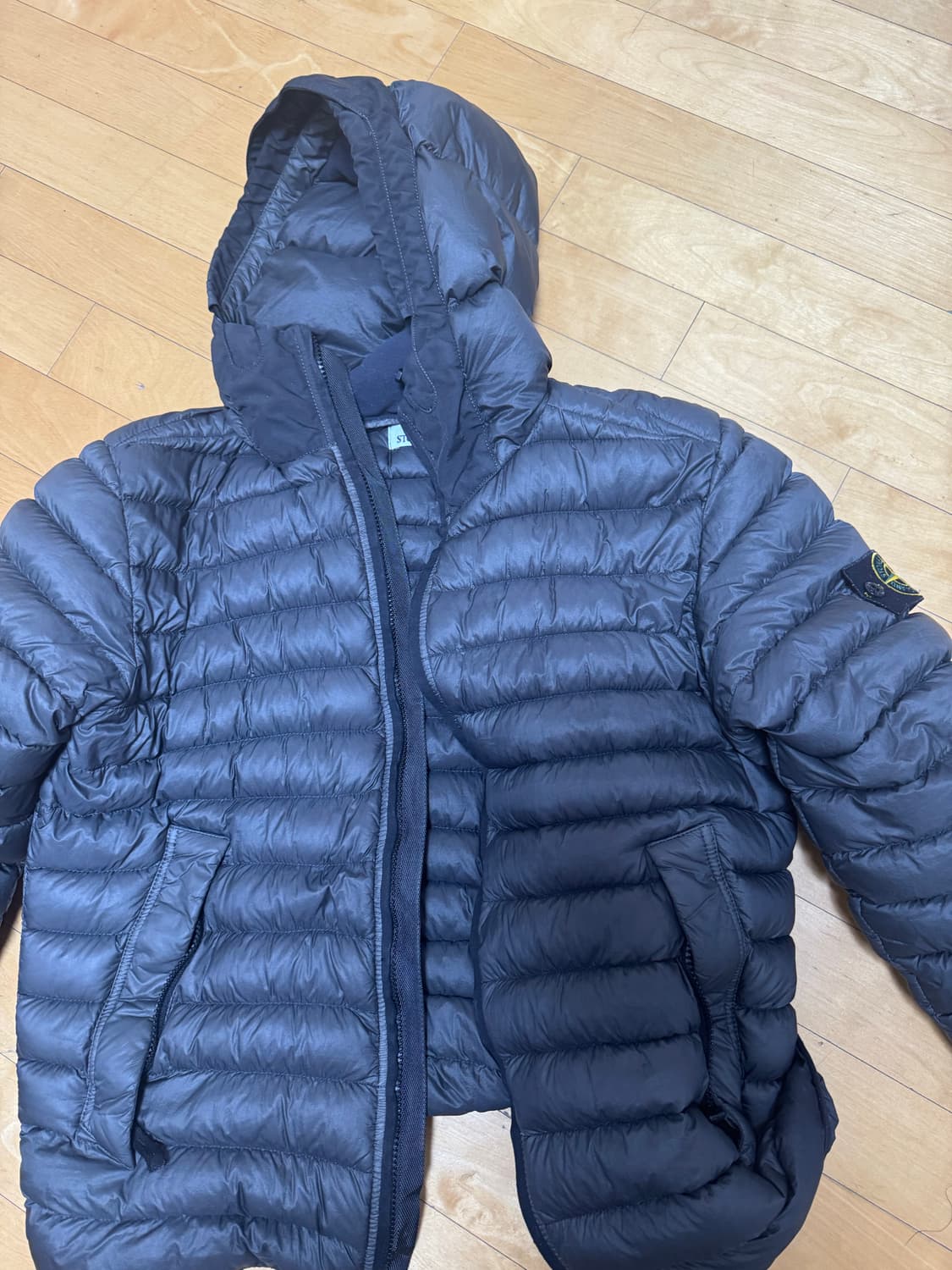 스톤아일랜드 경량패딩 상품이미지1