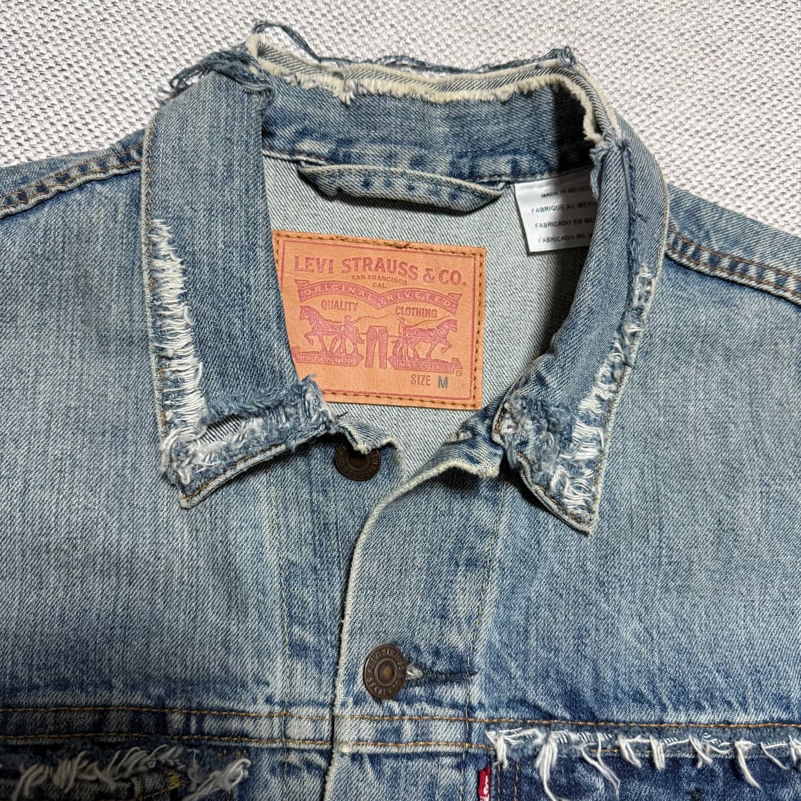 리바이스 데미지 데님 트러커 자켓 상품이미지3