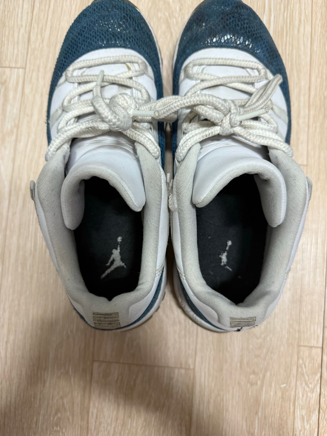 [275]조던11 로우 남뱀피 상품이미지4