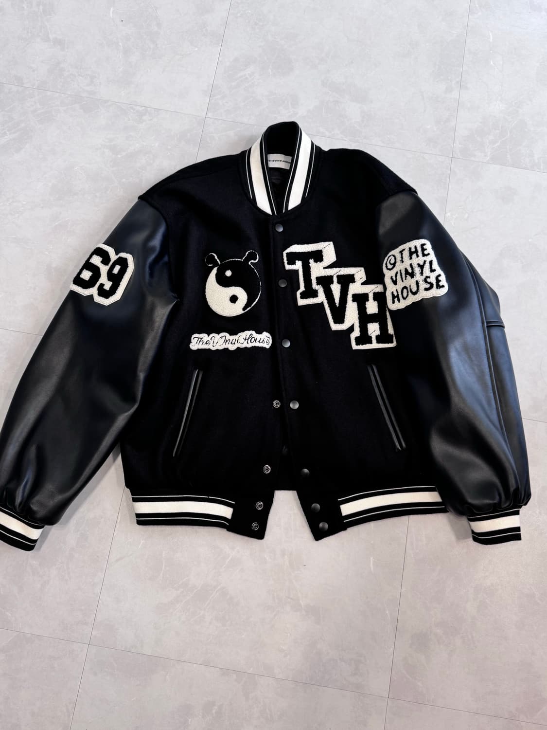 더바이닐하우스 바시티 m 상품이미지1