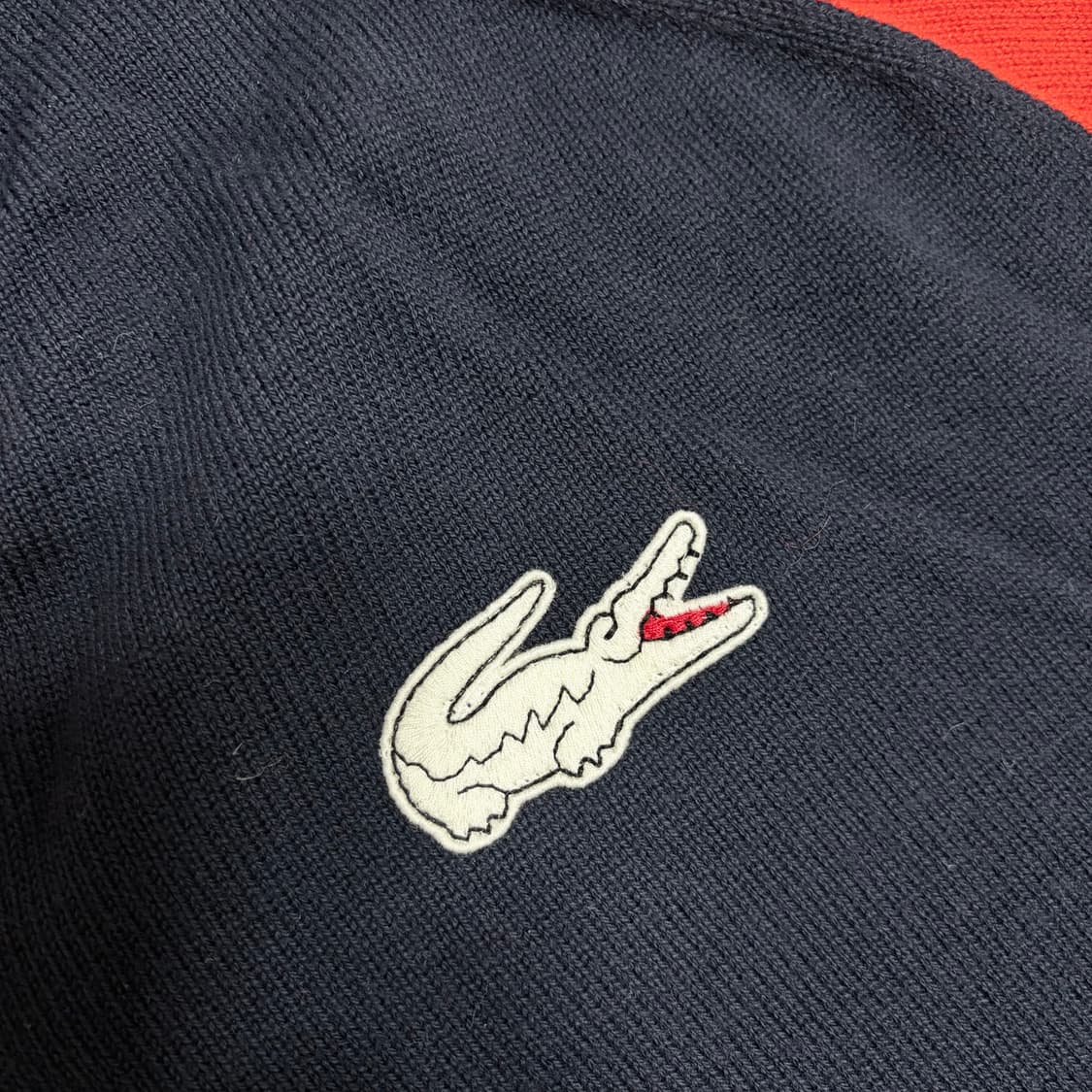 라코스테 빅로고 브이넥 니트 상품이미지4