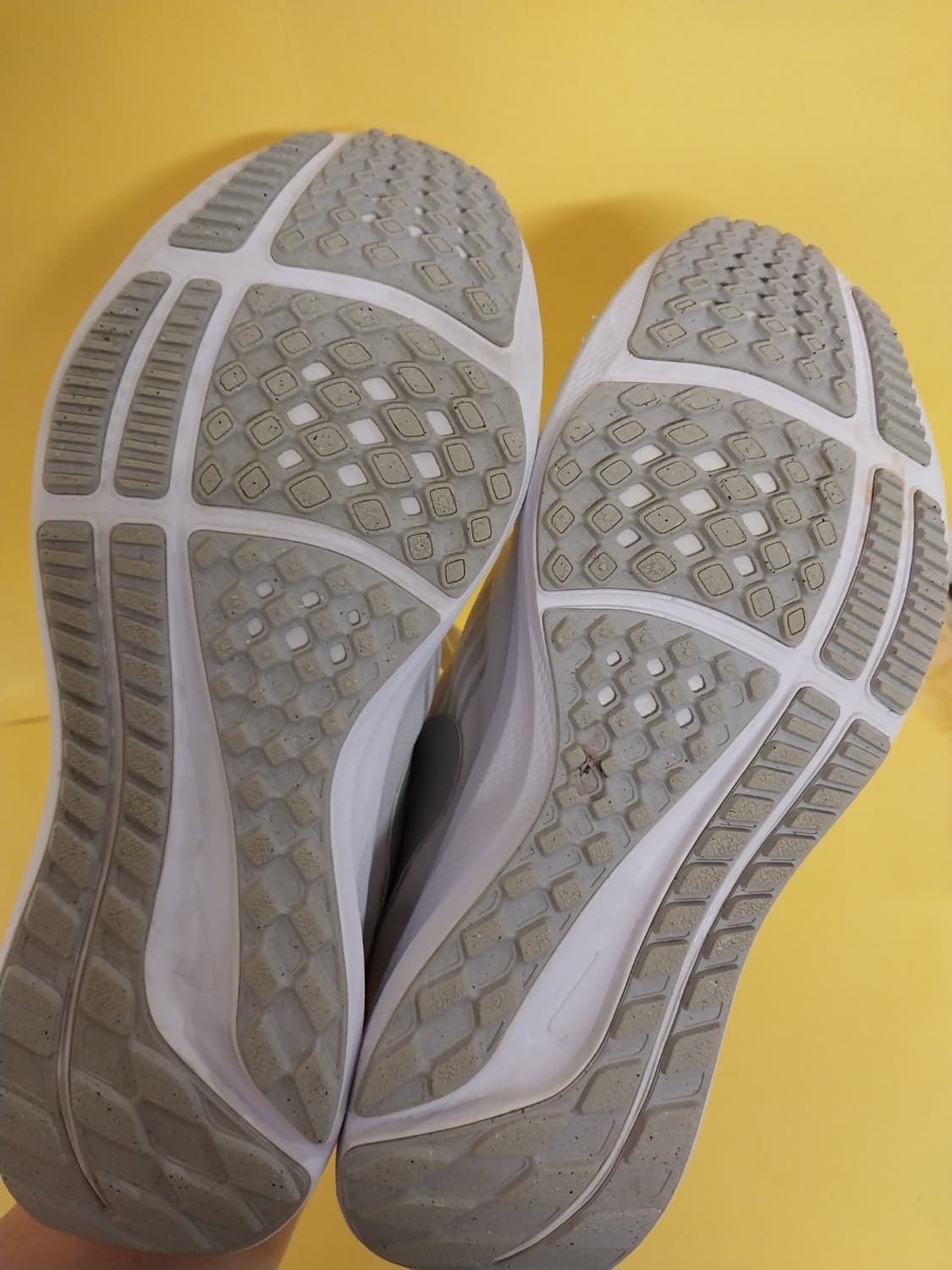 여성 나이키 에어줌 페가수스 39 런닝화, 운동화 (245) 상품이미지9