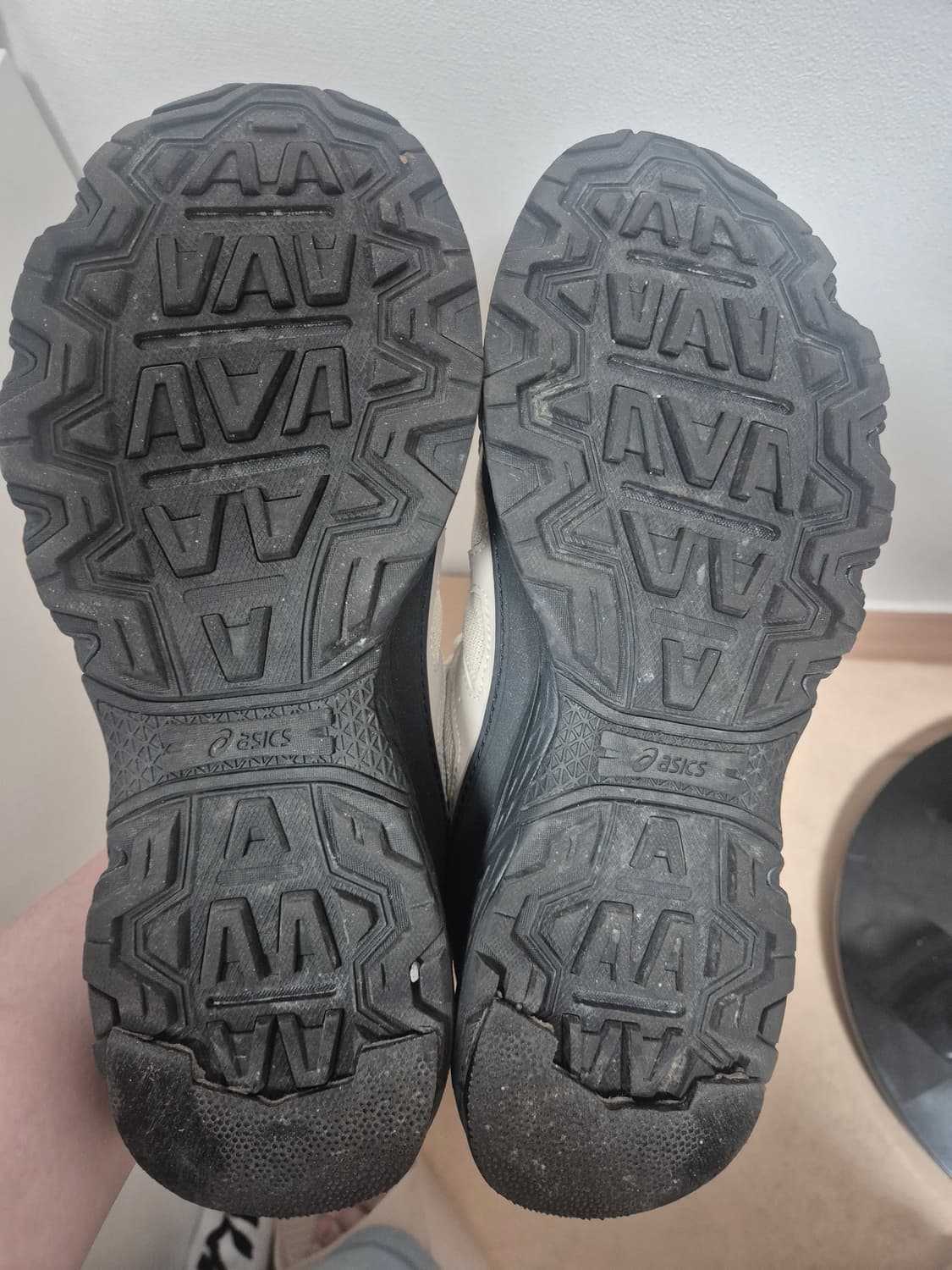 아식스 젤 벤쳐6 쉴드 270 상품이미지4