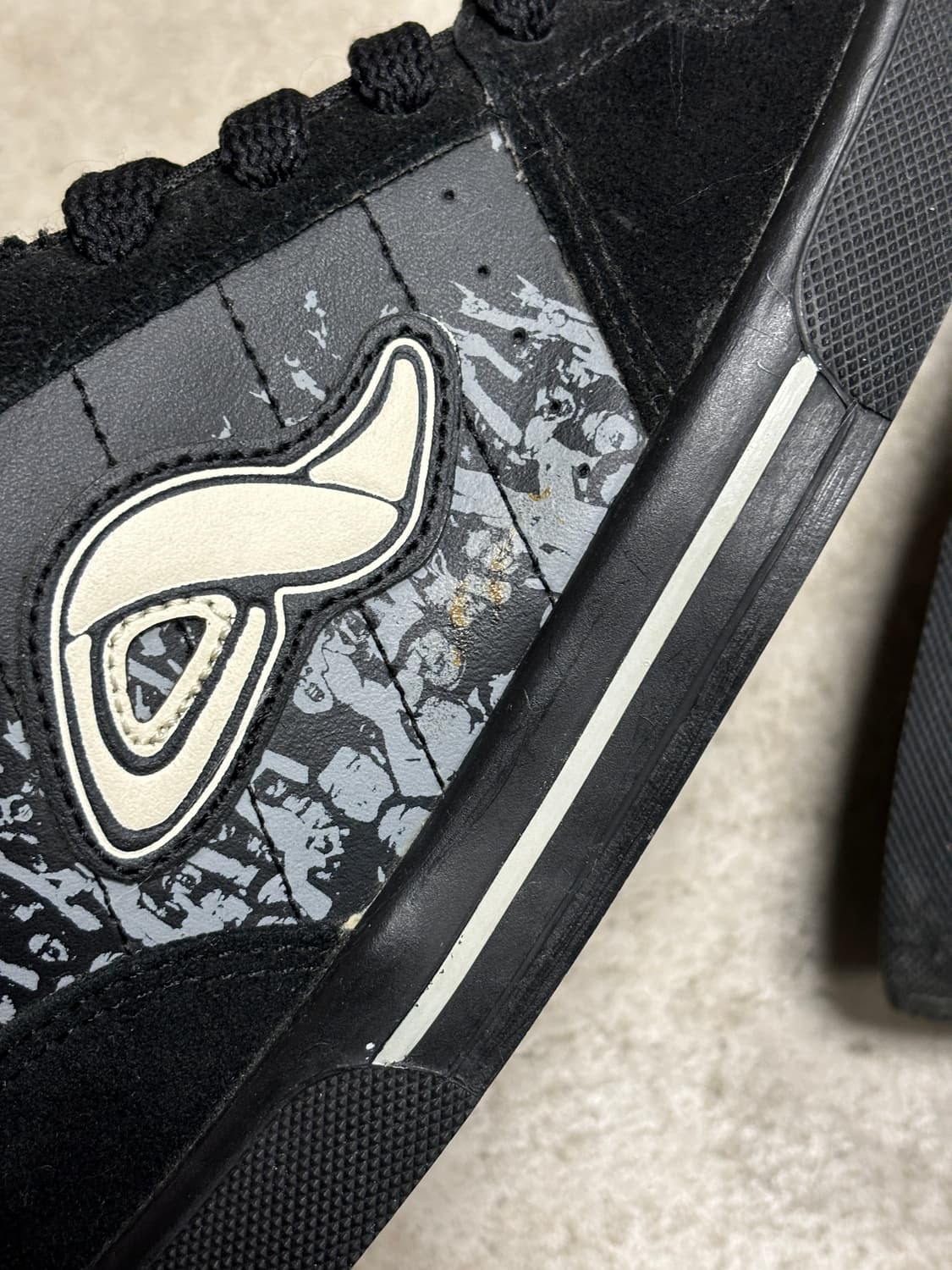 Adio 스웨이드 보드화 상품이미지9