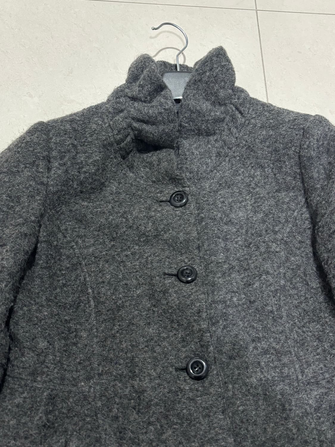 꼼데가르송 맛 프릴 하프코트 상품이미지2