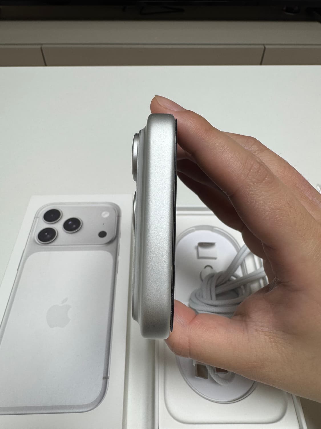 아이폰17프로 256 실버 상품이미지5