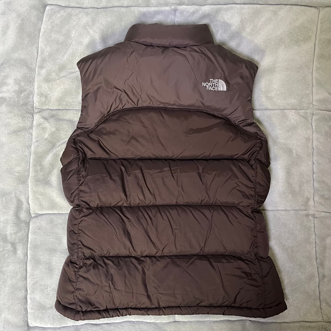 The north face 노스페이스 700 눕시 조끼패딩 브라운M 상품이미지3