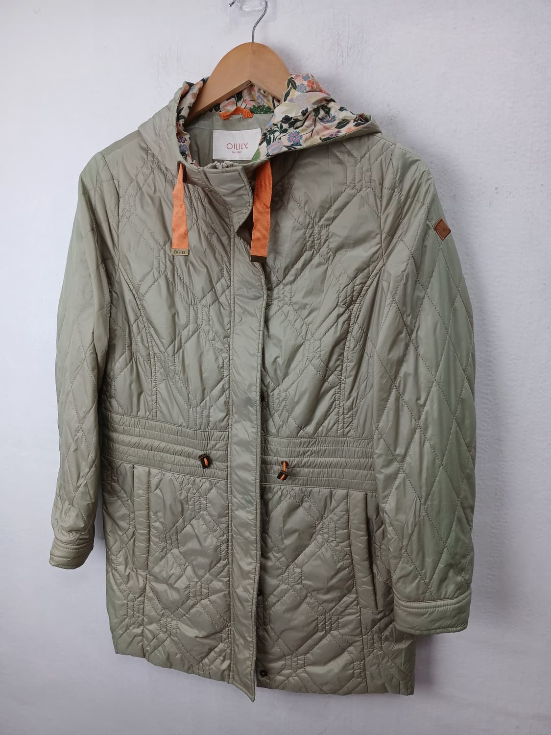 오일릴리 퀼팅 후드 자켓 올리브베이지 90 S 상품이미지2