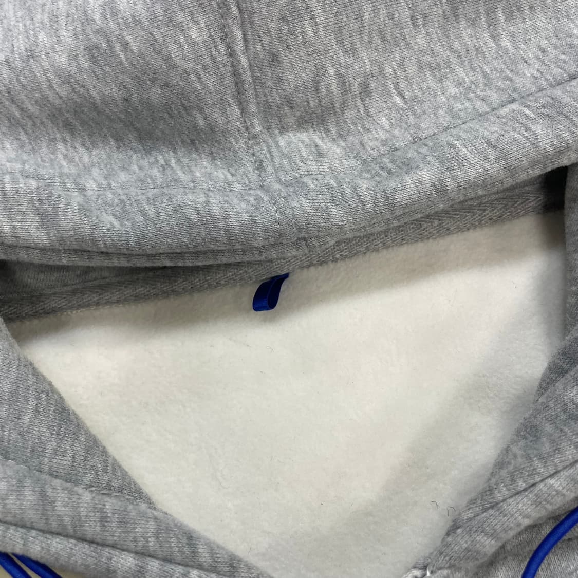 아더에러 20fw 오버사이즈 후리스 자켓 아이보리 상품이미지3