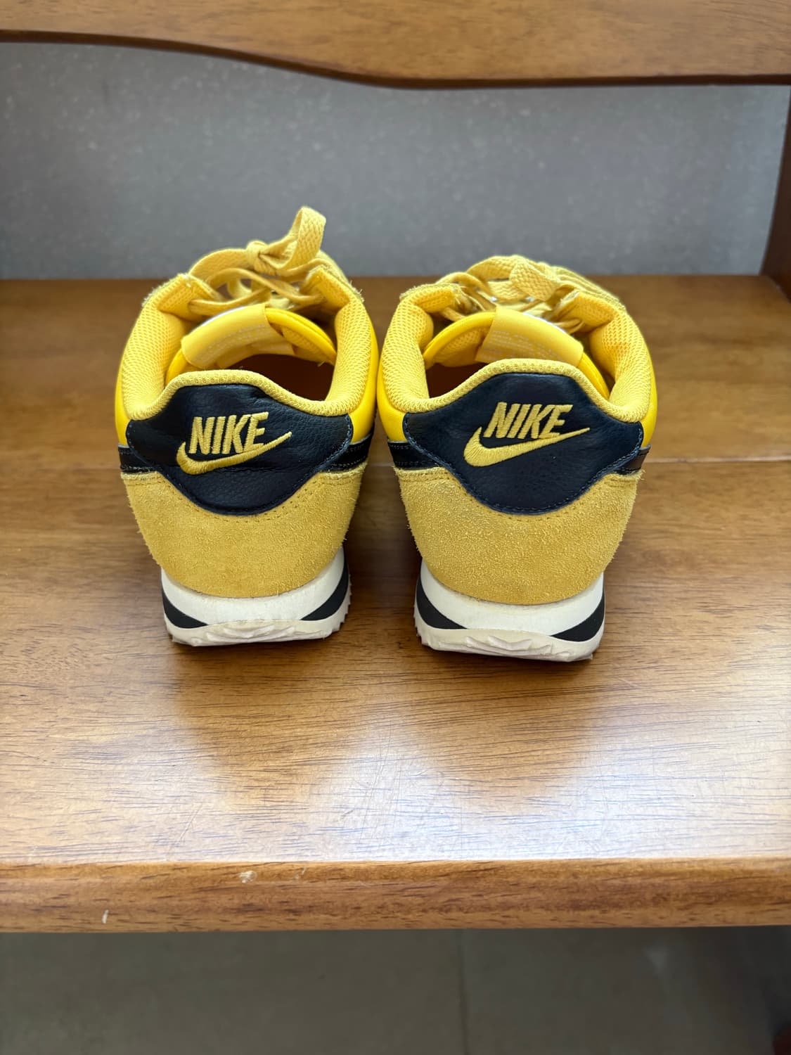 나이키 코르테즈 비비드 설퍼 상품이미지3