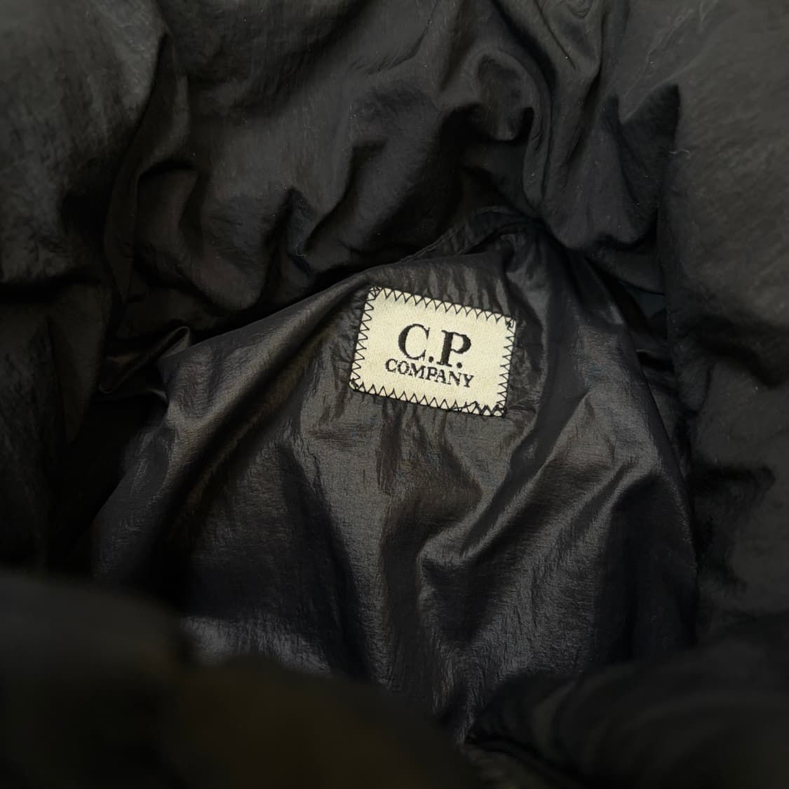 c.p. company cp컴퍼니 덕다운 고글렌즈 패딩 상품이미지3