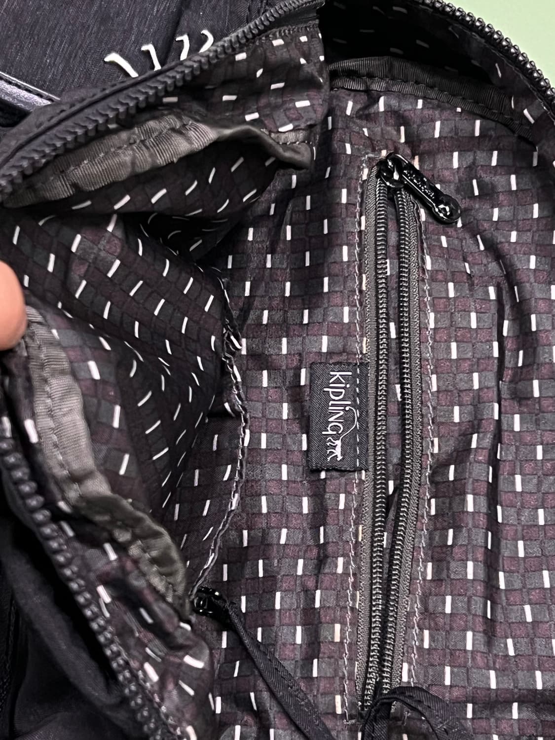 (OS) 키플링 시티팩 미니 백팩 차콜 상품이미지4