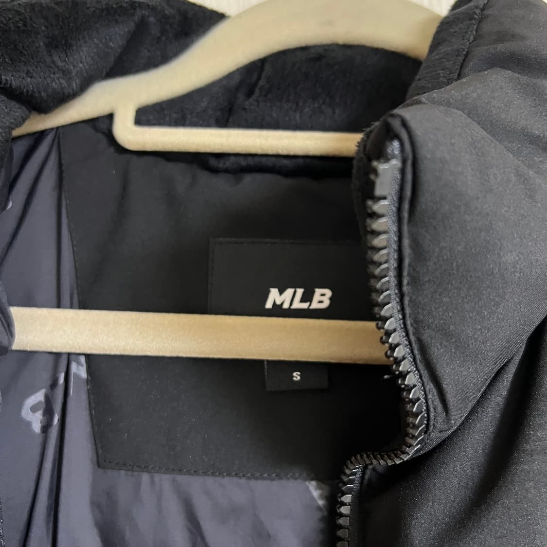 mlb 크롭 커브패딩 s 상품이미지4