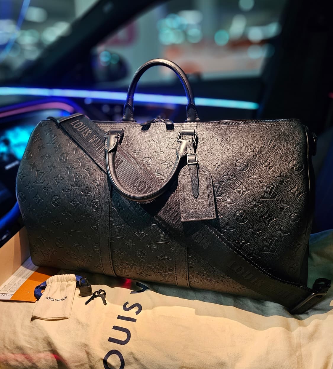 루이비통 키폴50 올레더 쉐도우 블랙 신형 (새상품) 상품이미지2