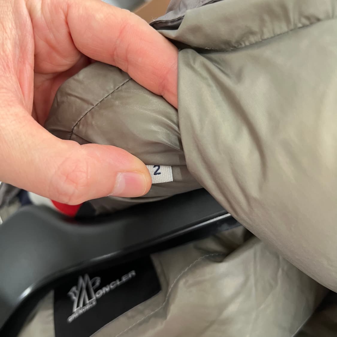 몽클레어 그레노블 Sestriertech 구스다운 패딩점퍼 2  상품이미지6
