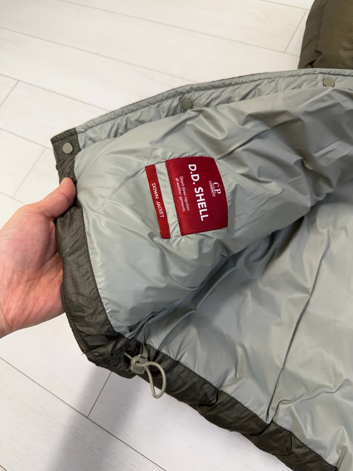 cp컴퍼니 DDshell 디디쉘 52 사이즈 밑단 스트링 양쪽 있어서 길 상품이미지5