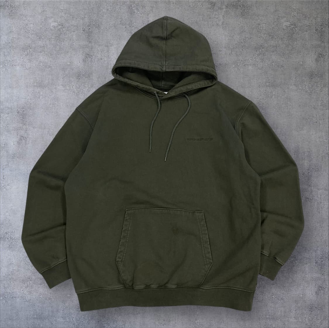 에스피오나지 카키 컬러 스몰 로고 후드티 상품이미지1