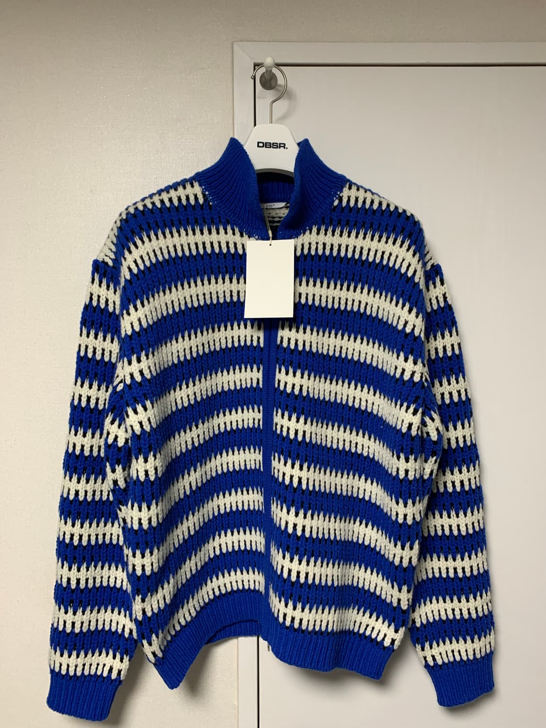 (새상품급처)STU 스트라이프 블루 니트집업 상품이미지3