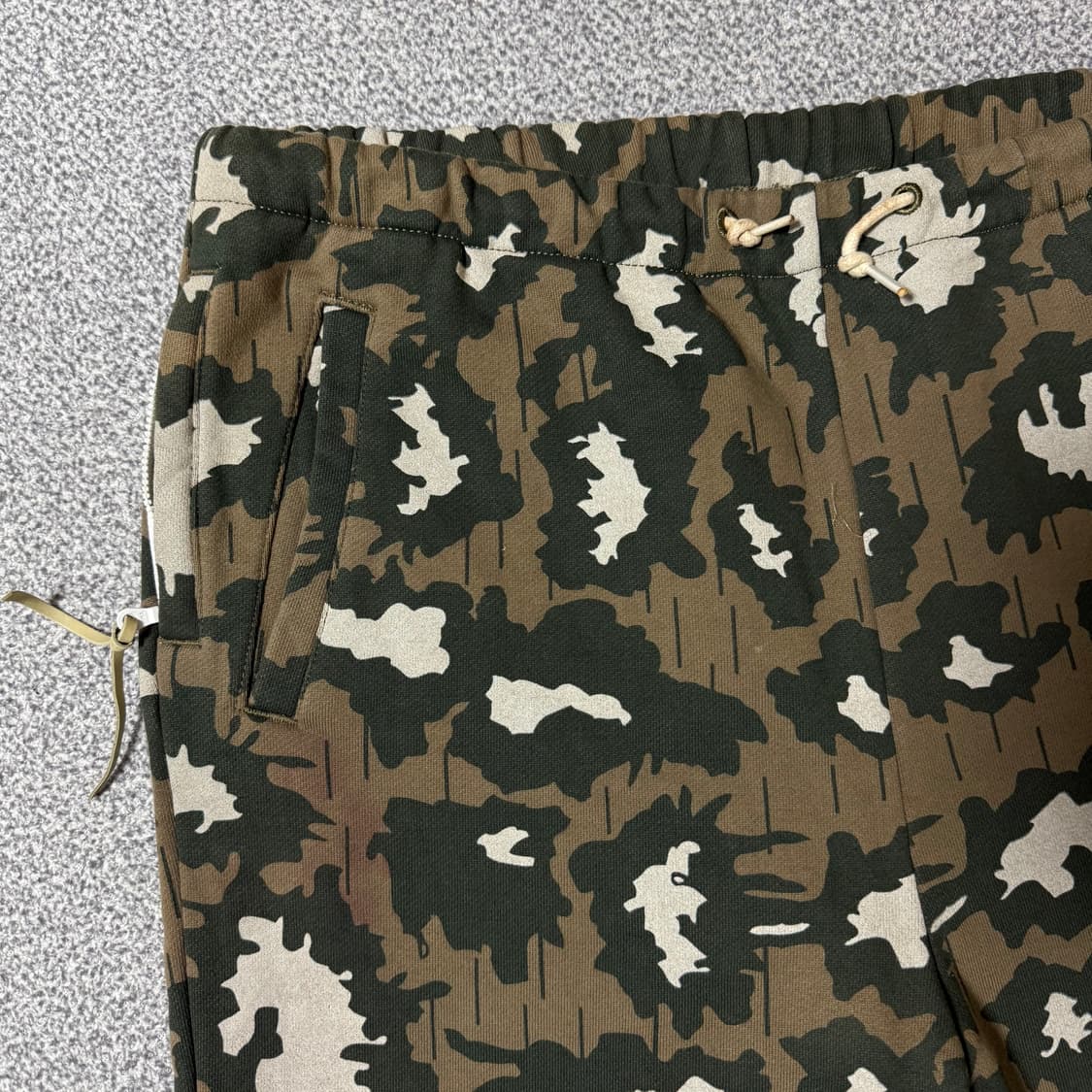 아디다스 오리지널 카모 스웻팬츠 110 상품이미지5