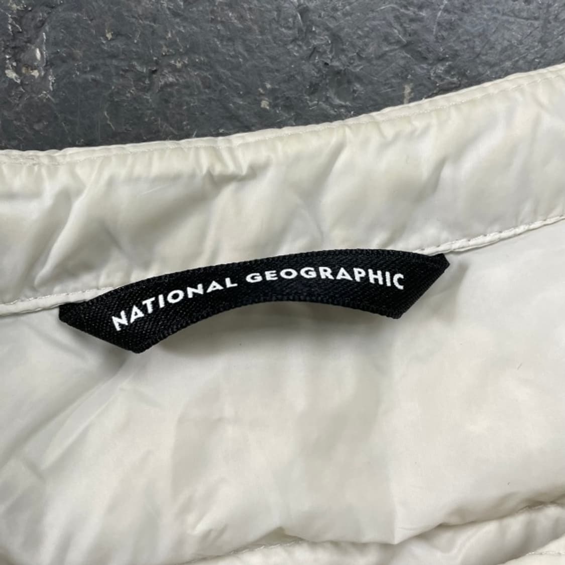 100 네셔널지오그래픽 경량패딩 상품이미지3