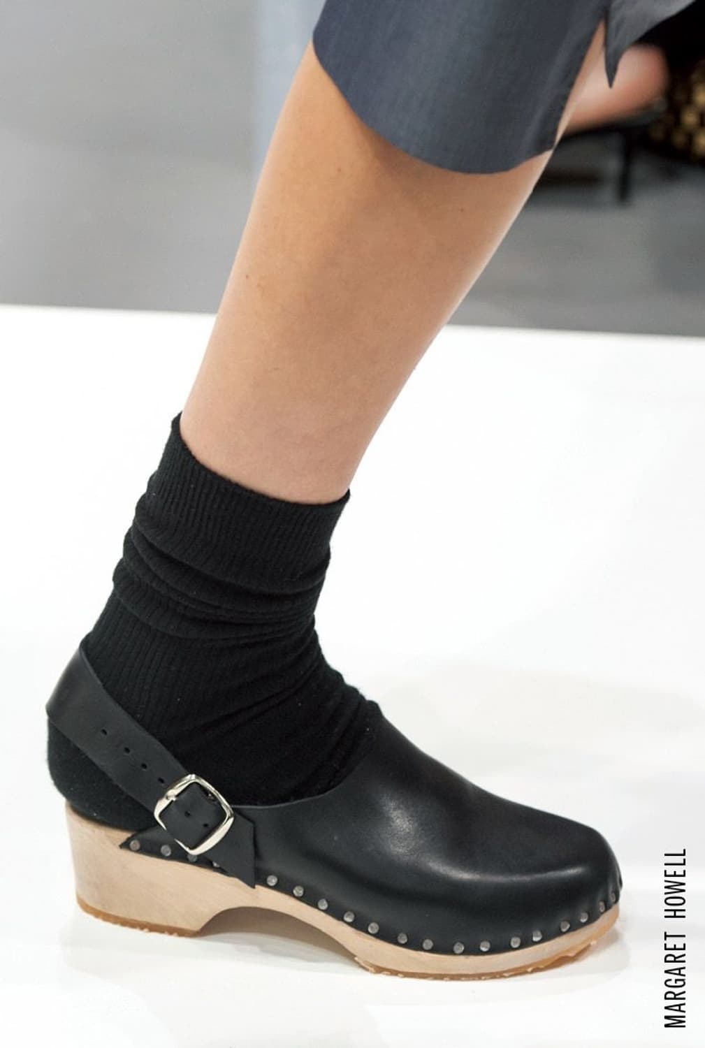 MHL 마가렛호웰 Swivel Strap Clog 샌들 상품이미지1