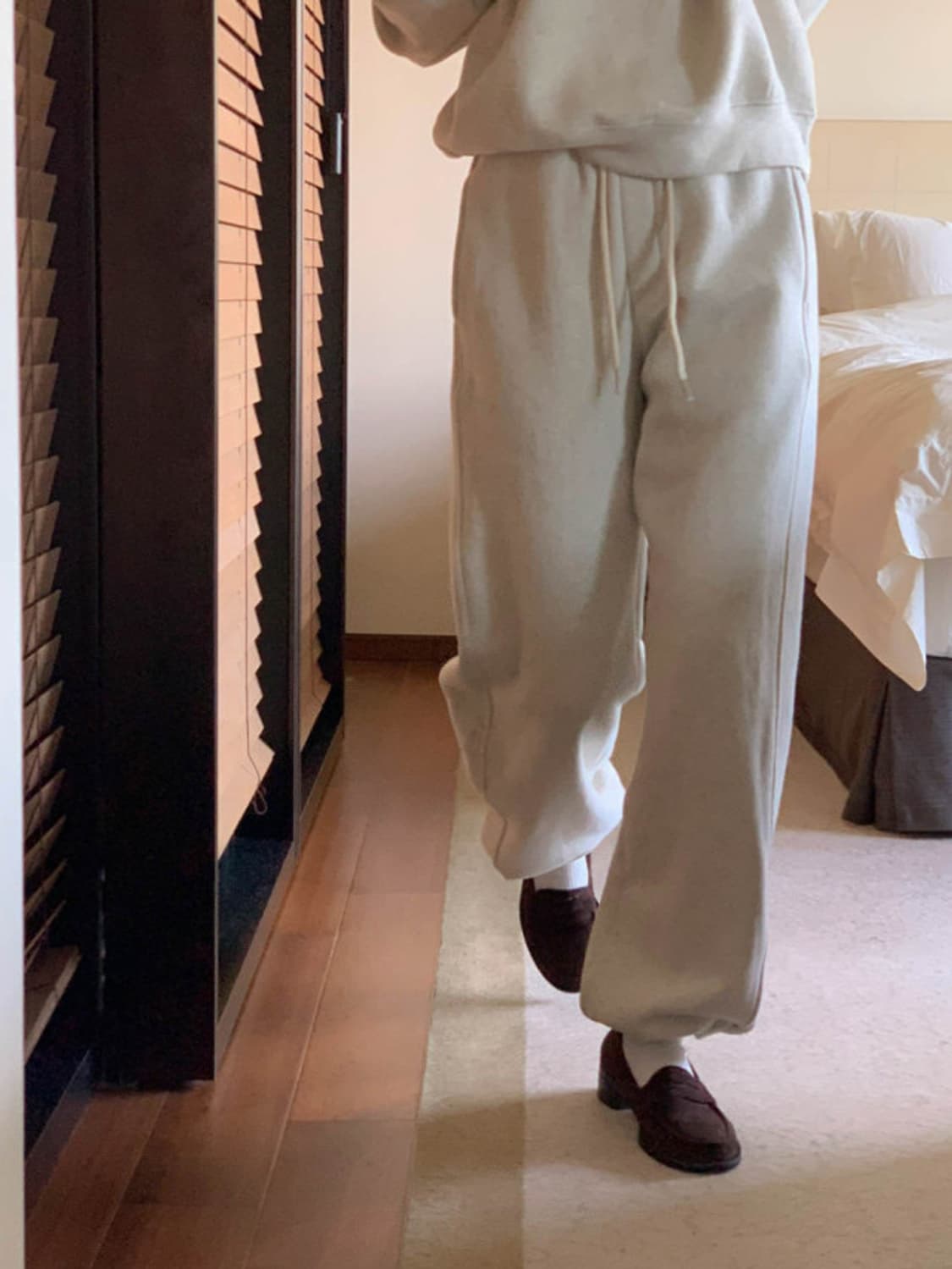 아잉areing 기모조거팬츠 오트밀 상품이미지5