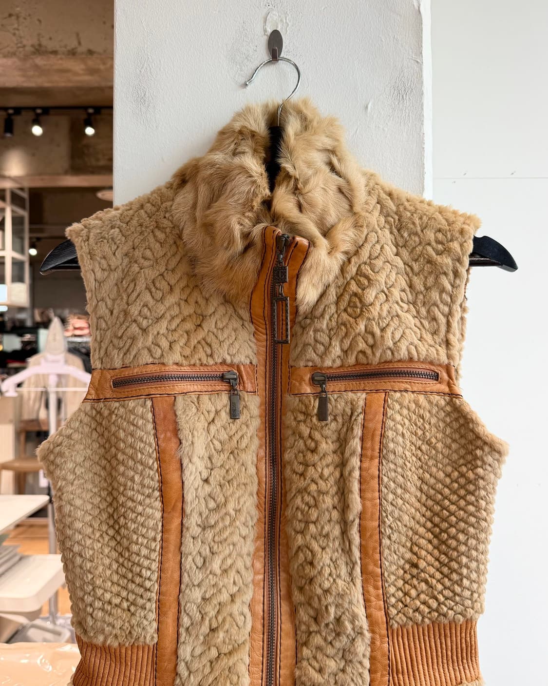 저스트 카발리 브라운 00s 퍼 베스트 자켓  상품이미지3