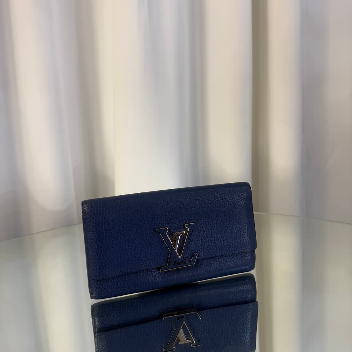 루이비통 토뤼옹 카퓌신 장지갑  상품이미지2